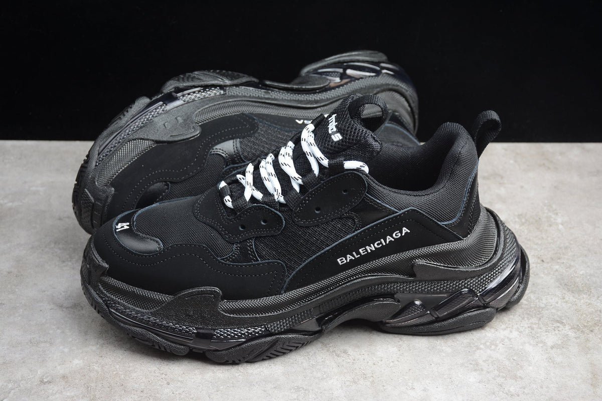 Balenciaga Triple S Thick Sole Running Sneakers for Men and Women Black