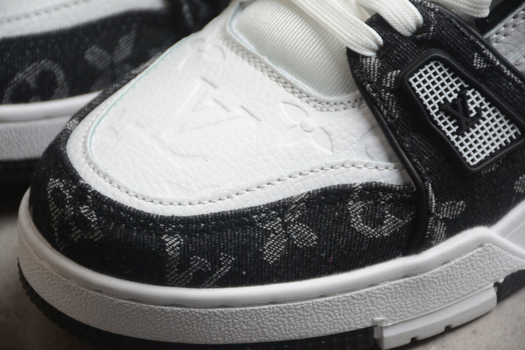 Louis Vuitton LV Trainer Unisex Sneakers – Black‑White