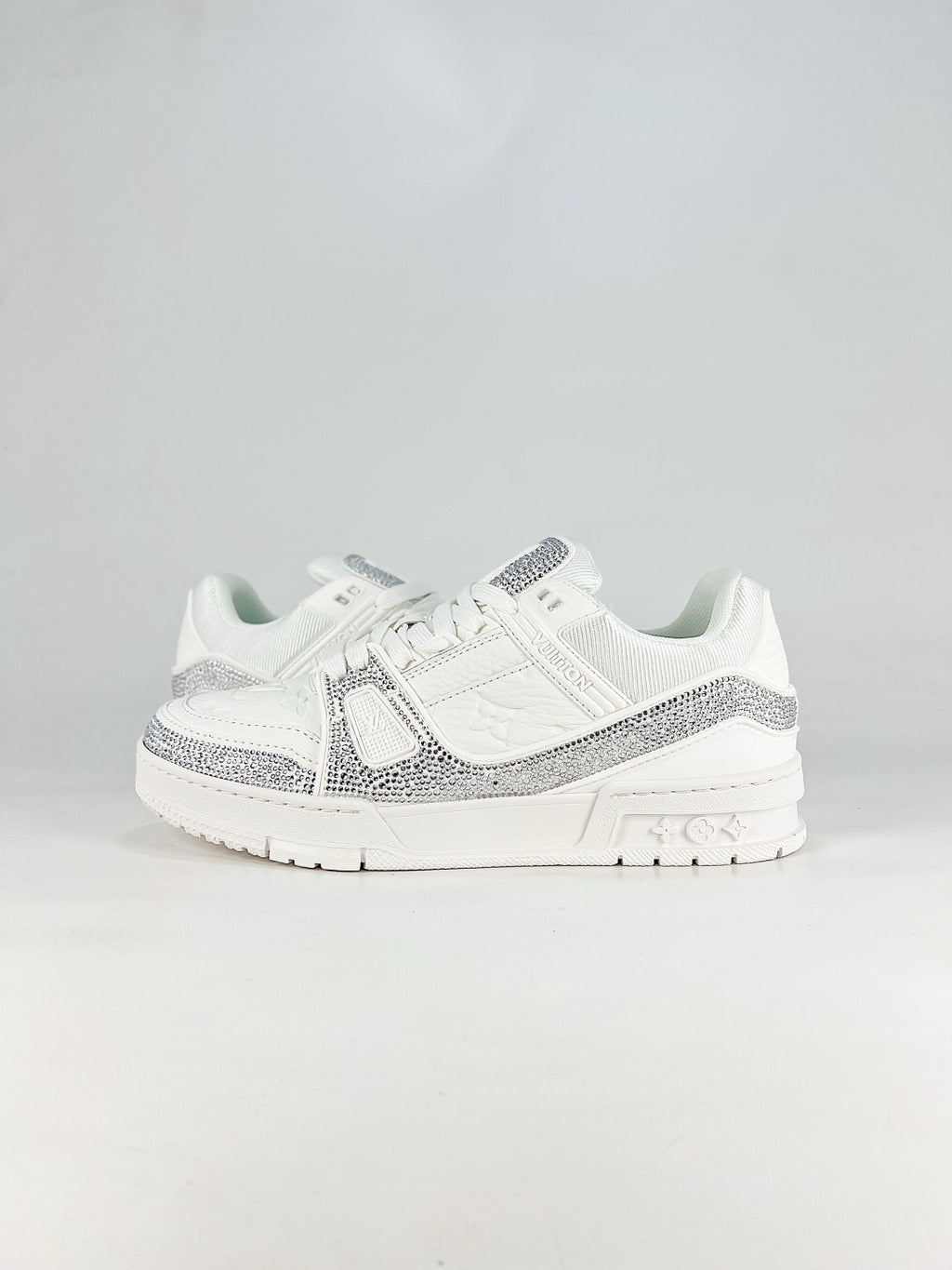 LV Skate Sneaker  Crystal Embellished Casual Shoes Unisex All-white full diamond style
