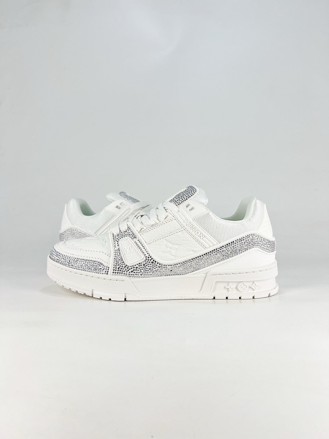 LV Skate Sneaker  Crystal Embellished Casual Shoes Unisex All-white full diamond style