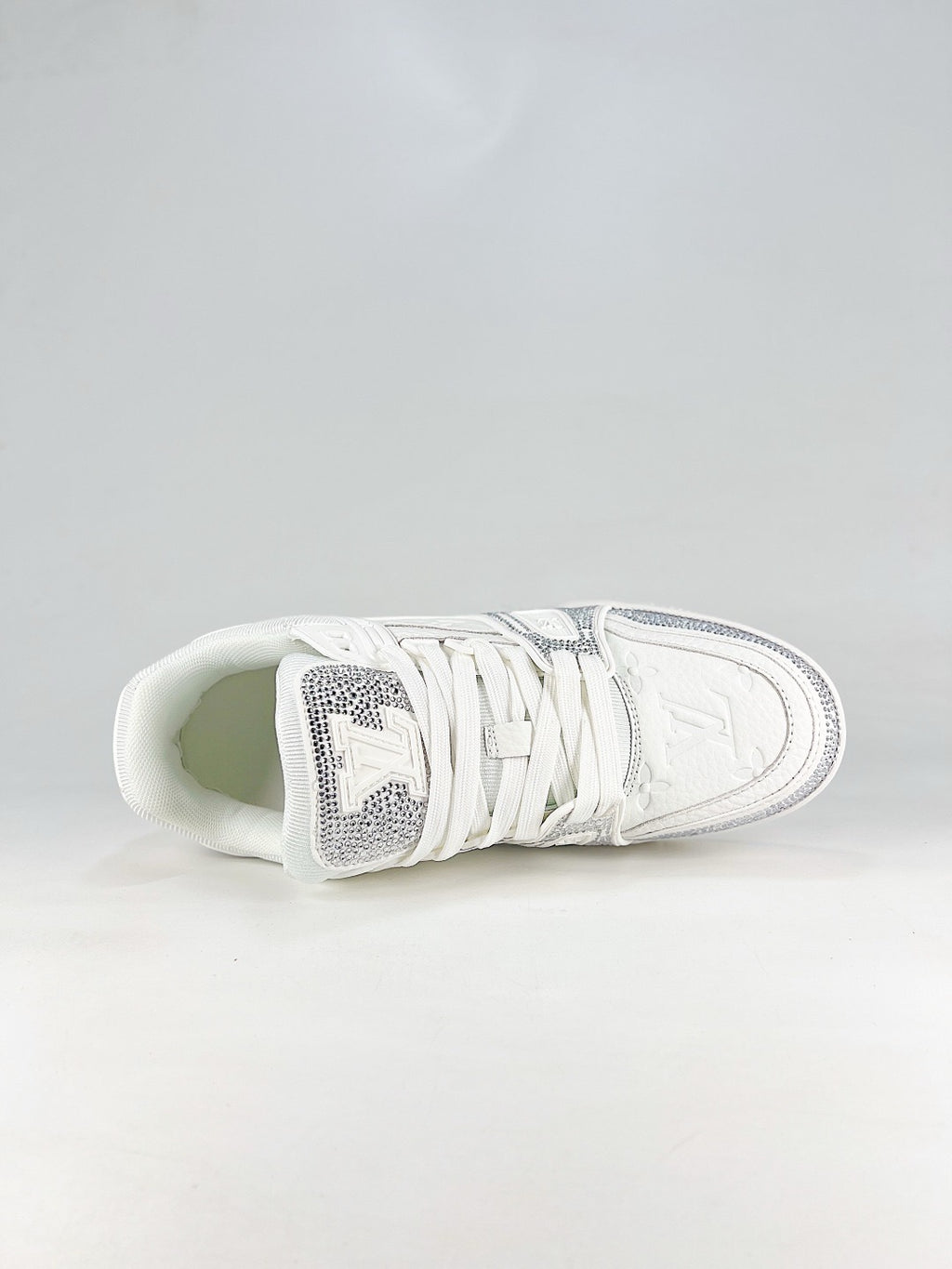 LV Skate Sneaker  Crystal Embellished Casual Shoes Unisex All-white full diamond style