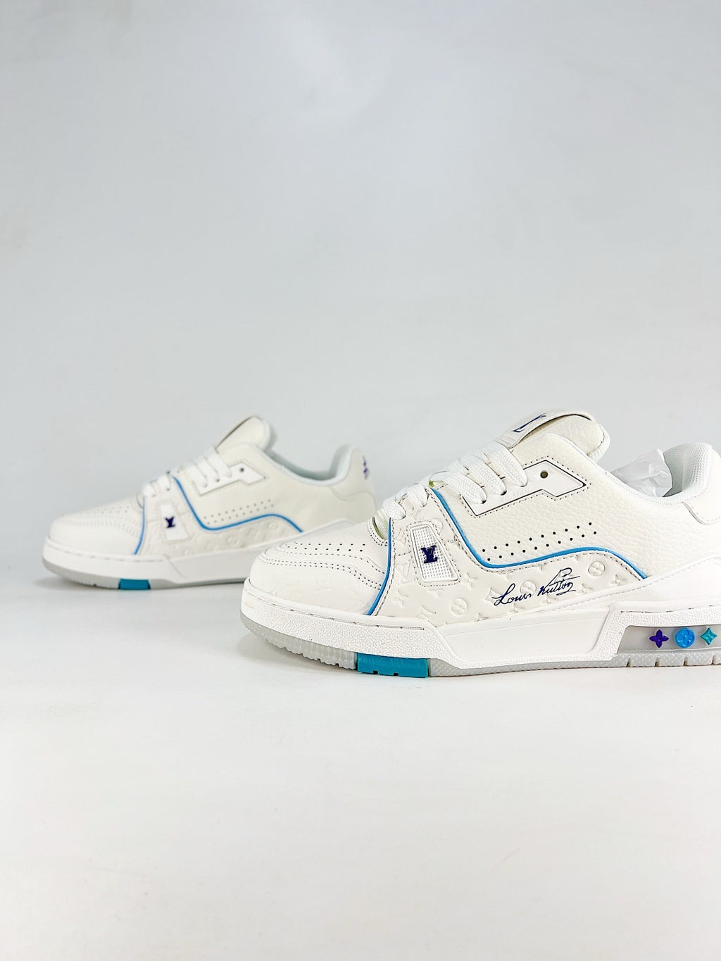 LV Trainer Sneakers Men Women Luxury Casual Skate Shoes Fashion Designer Trainers White leather upper