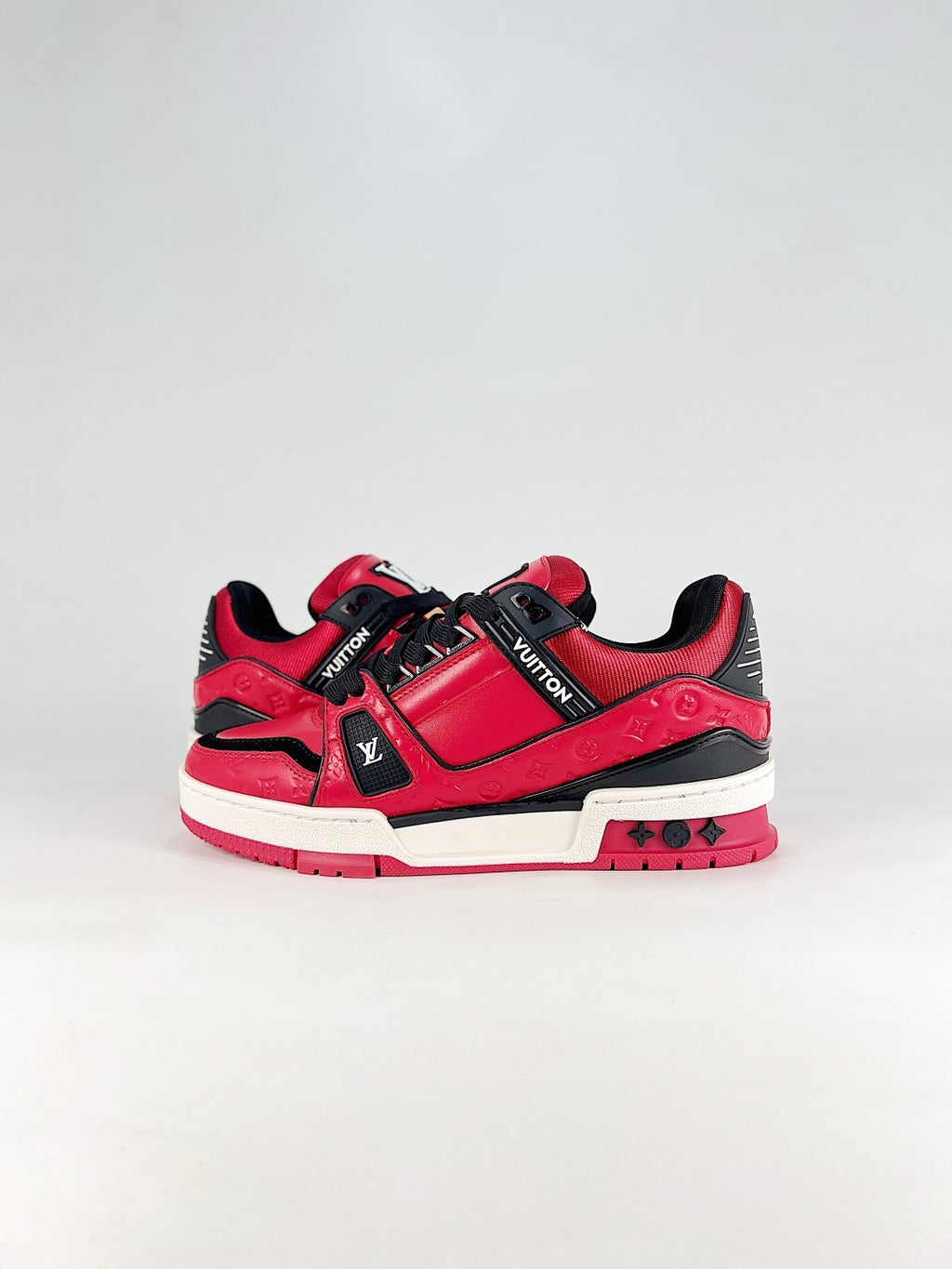 LV Trainer Embossed Monogram Sneakers Fashion Streetwear Leather Trainers Unisex Red Black