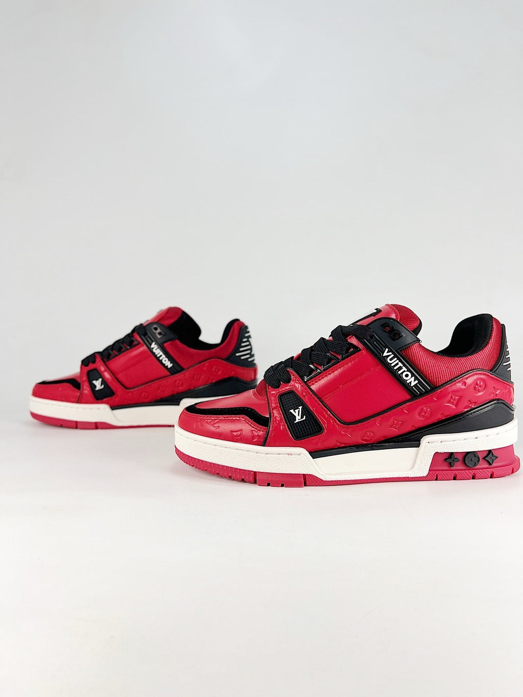LV Trainer Embossed Monogram Sneakers Fashion Streetwear Leather Trainers Unisex Red Black