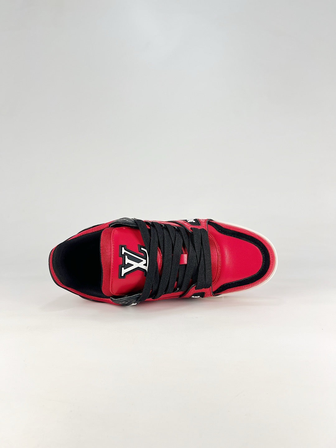 LV Trainer Embossed Monogram Sneakers Fashion Streetwear Leather Trainers Unisex Red Black