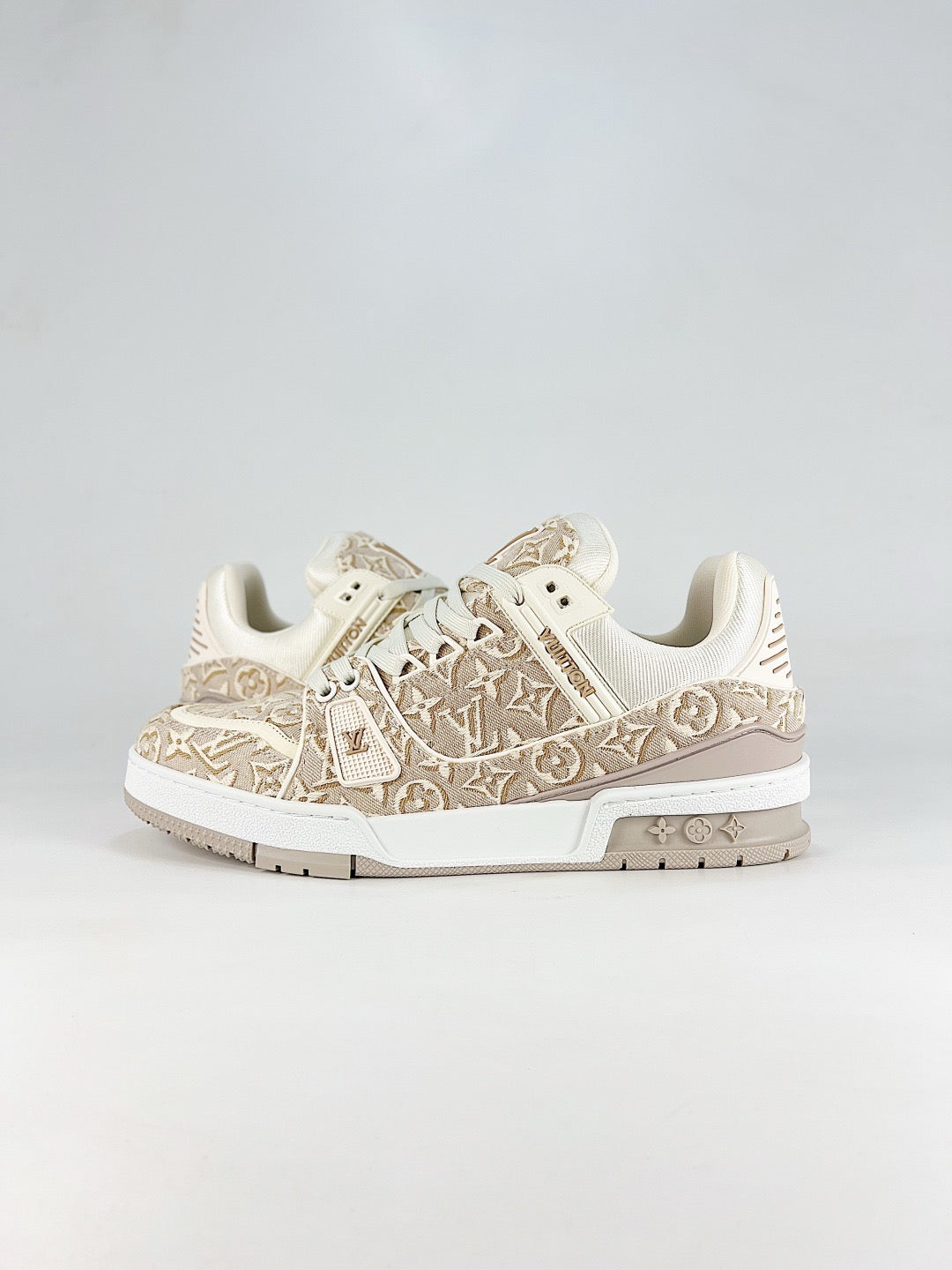 LV Trainer Embossed Monogram Sneakers Fashion Streetwear Leather Trainers Unisex Cream monogram jacquard upper