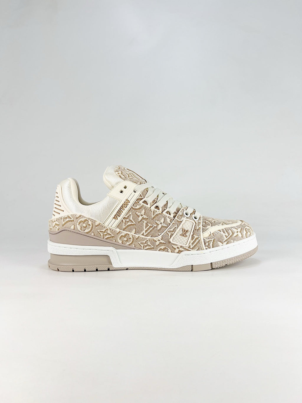 LV Trainer Embossed Monogram Sneakers Fashion Streetwear Leather Trainers Unisex Cream monogram jacquard upper