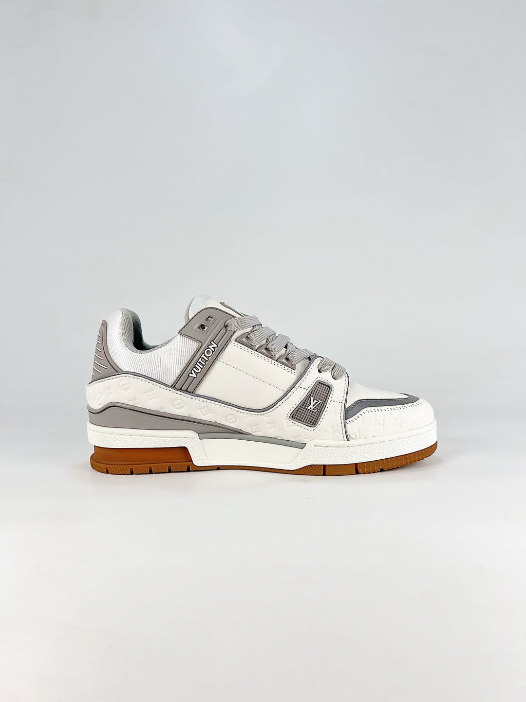 LV Trainer Embossed Monogram Sneakers Fashion Streetwear Leather Trainers Unisex White leather upper