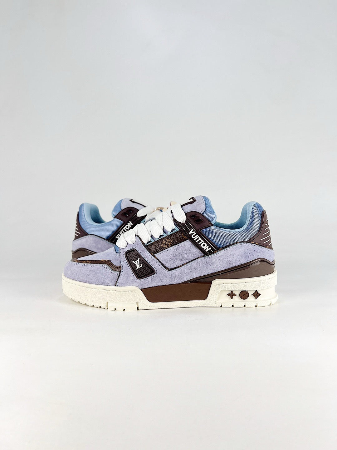 LV Trainer Embossed Monogram Sneakers Fashion Streetwear Leather Trainers Unisex Light lavender blue suede upper
