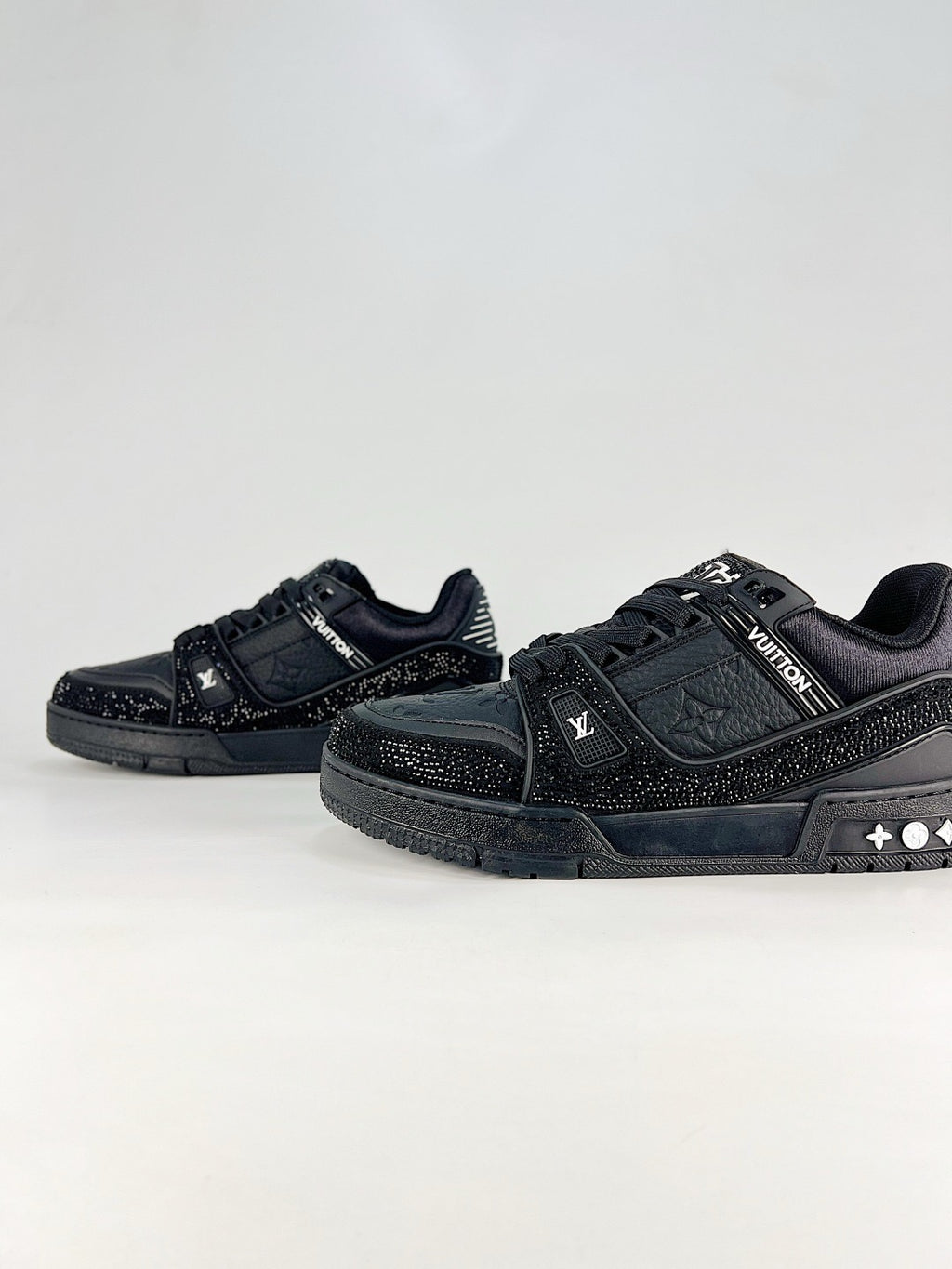 LV Trainer All Black Rhinestone Embossed Monogram Sneakers Streetwear Leather Trainers Unisex