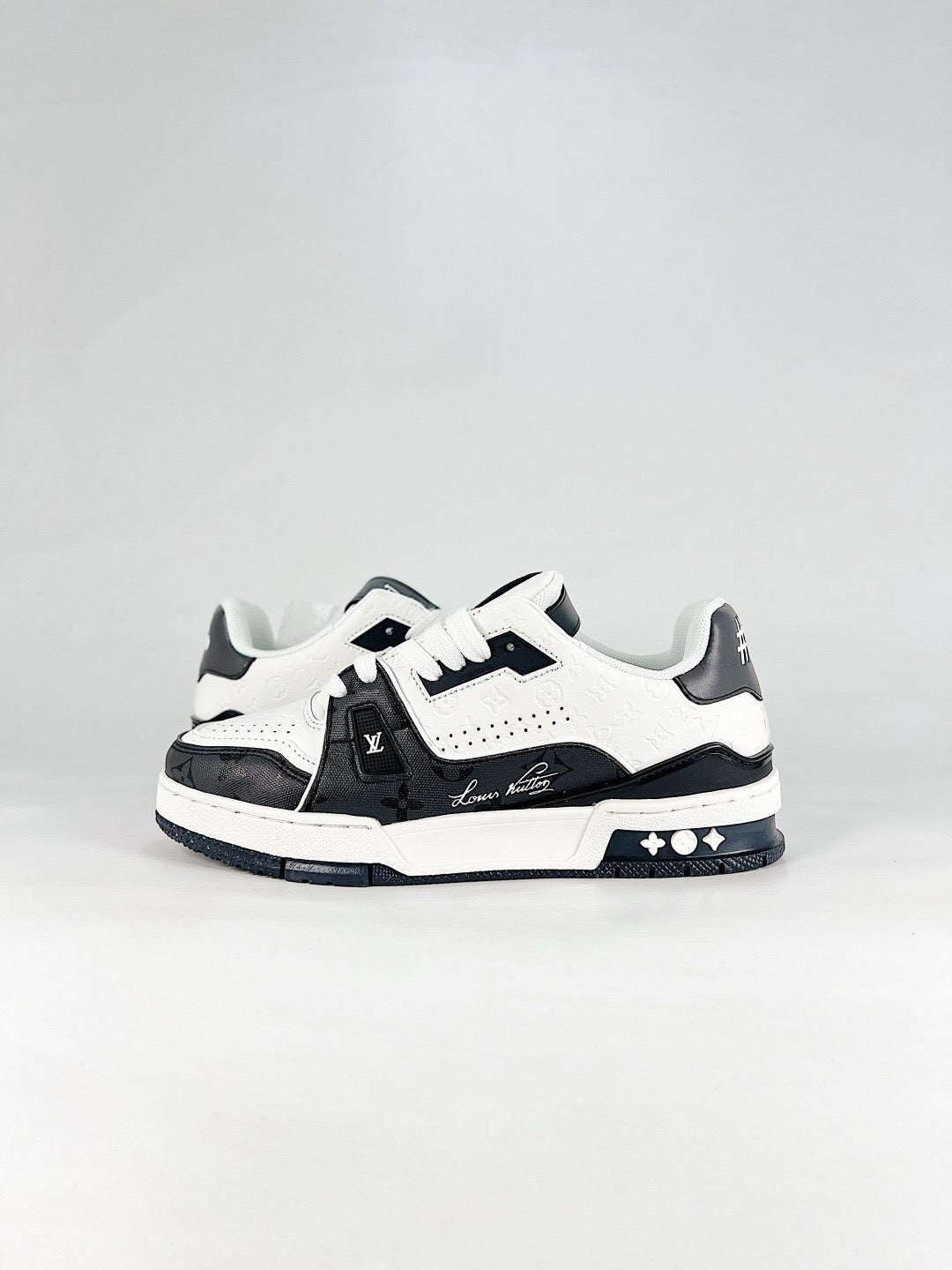 LV Skate Sneaker  Crystal Embellished Casual Shoes Unisex Black and white monogram patchwork