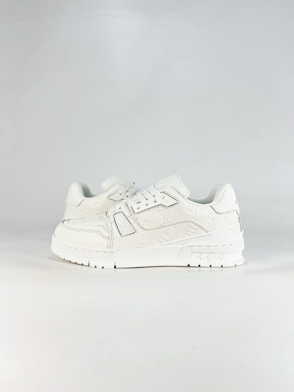 LV Trainer Sneakers Men Women Full White Embossed Leather Casual Skate Shoes Unisex