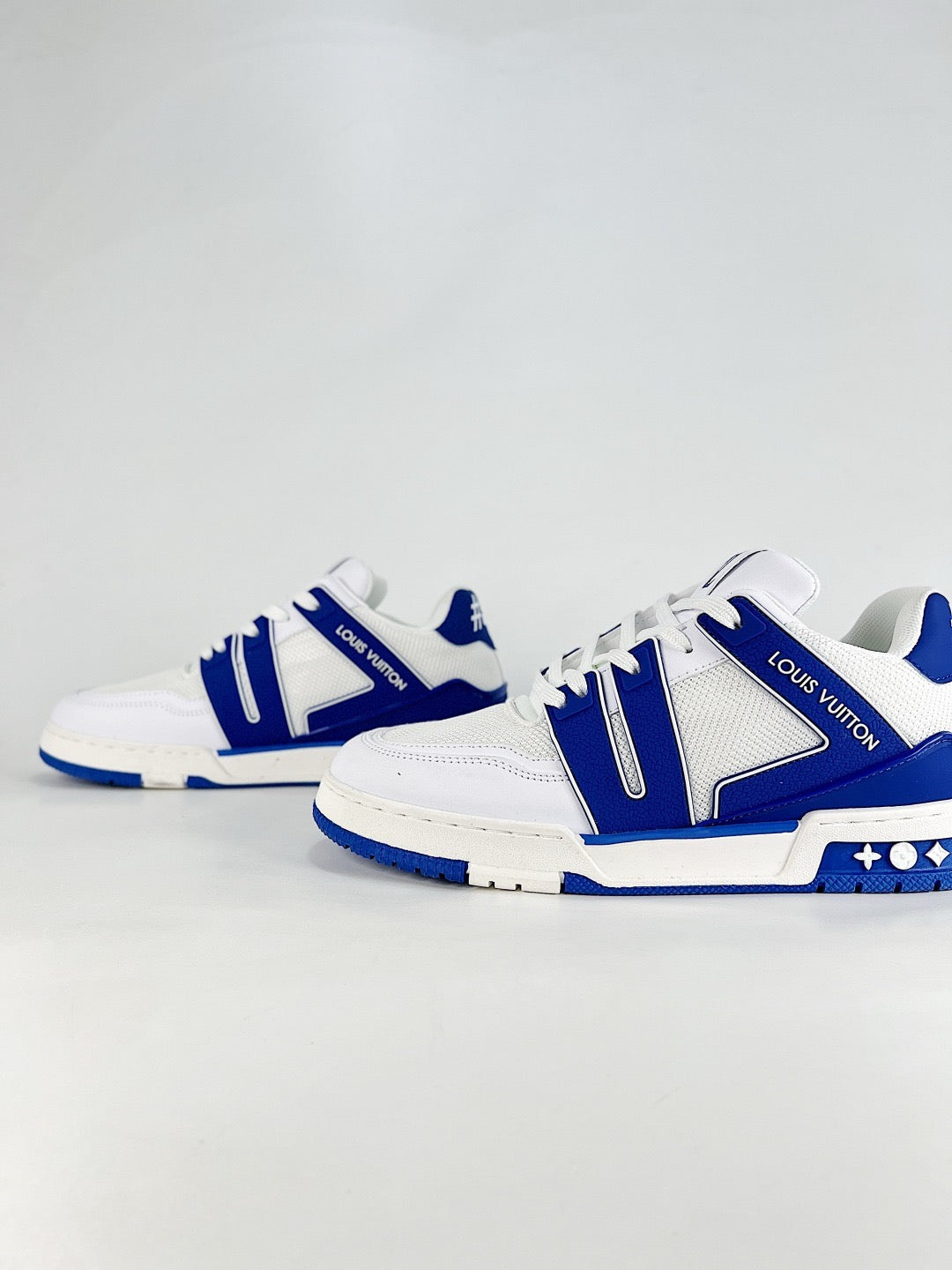 LV Trainer Sneakers Men Women White Blue Mesh Leather Casual Skate Shoes