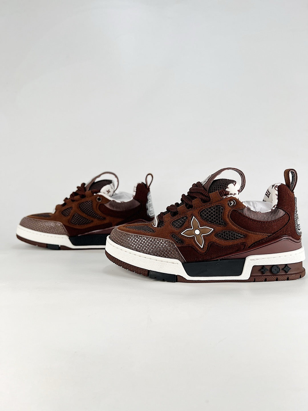 LV Skate Sneakers Men Women Brown Mesh Suede Casual Skate Shoes