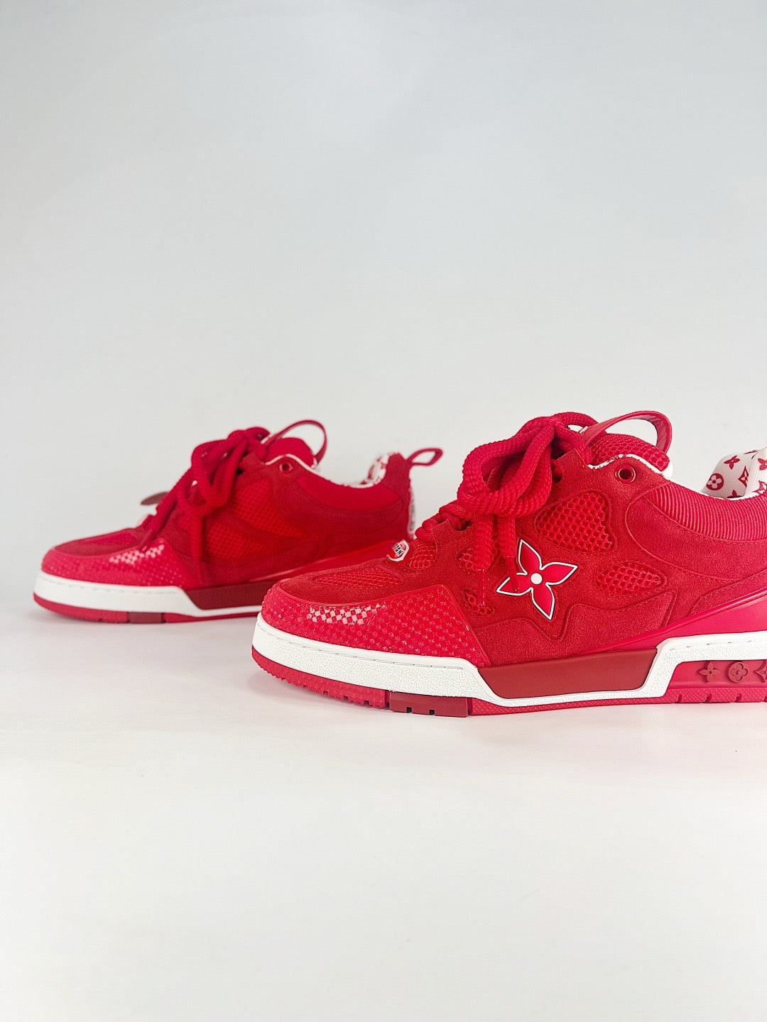 LV Skate Sneakers Men Women All Red Suede Mesh Casual Skate Shoes