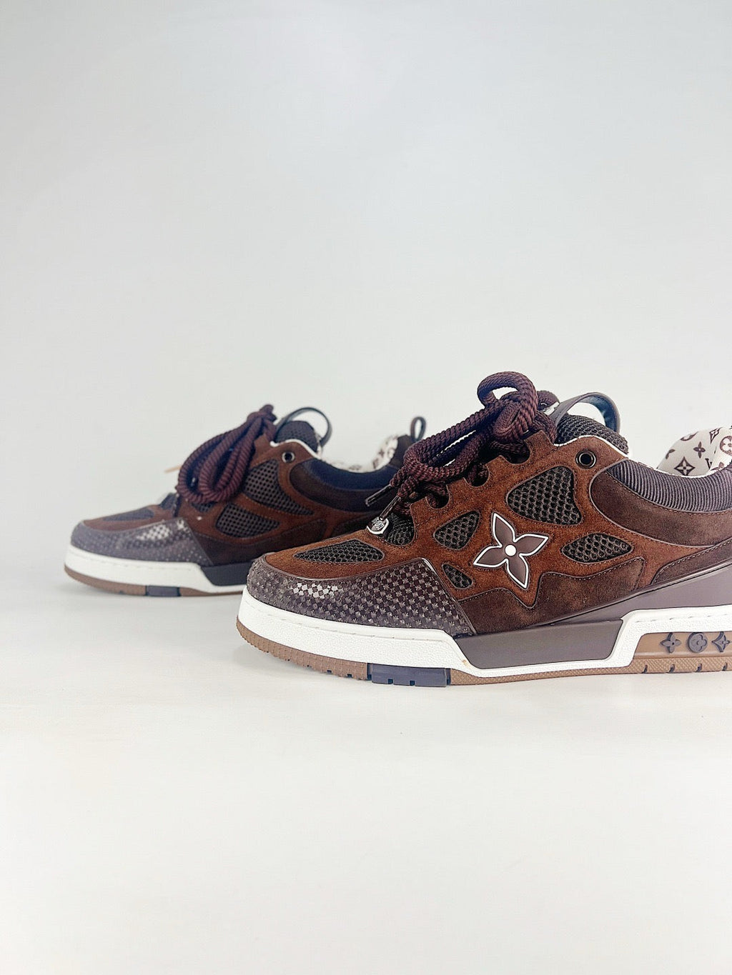LV Skate Sneakers Men Women Brown Suede Mesh Casual Skate Shoes