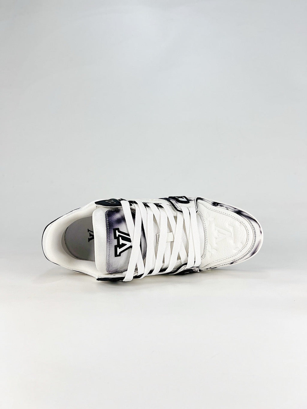 LV Trainer Sneakers Men Women Black White Tie Dye Embossed Casual Skate Shoes