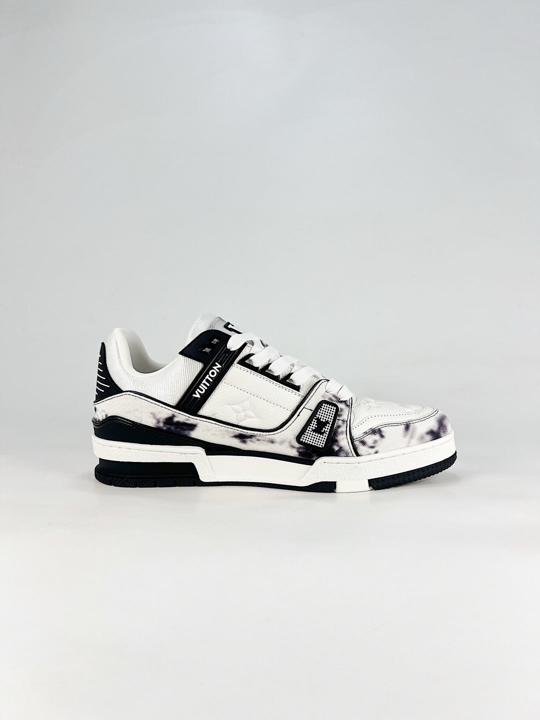 LV Trainer Sneakers Men Women Black White Tie Dye Embossed Casual Skate Shoes