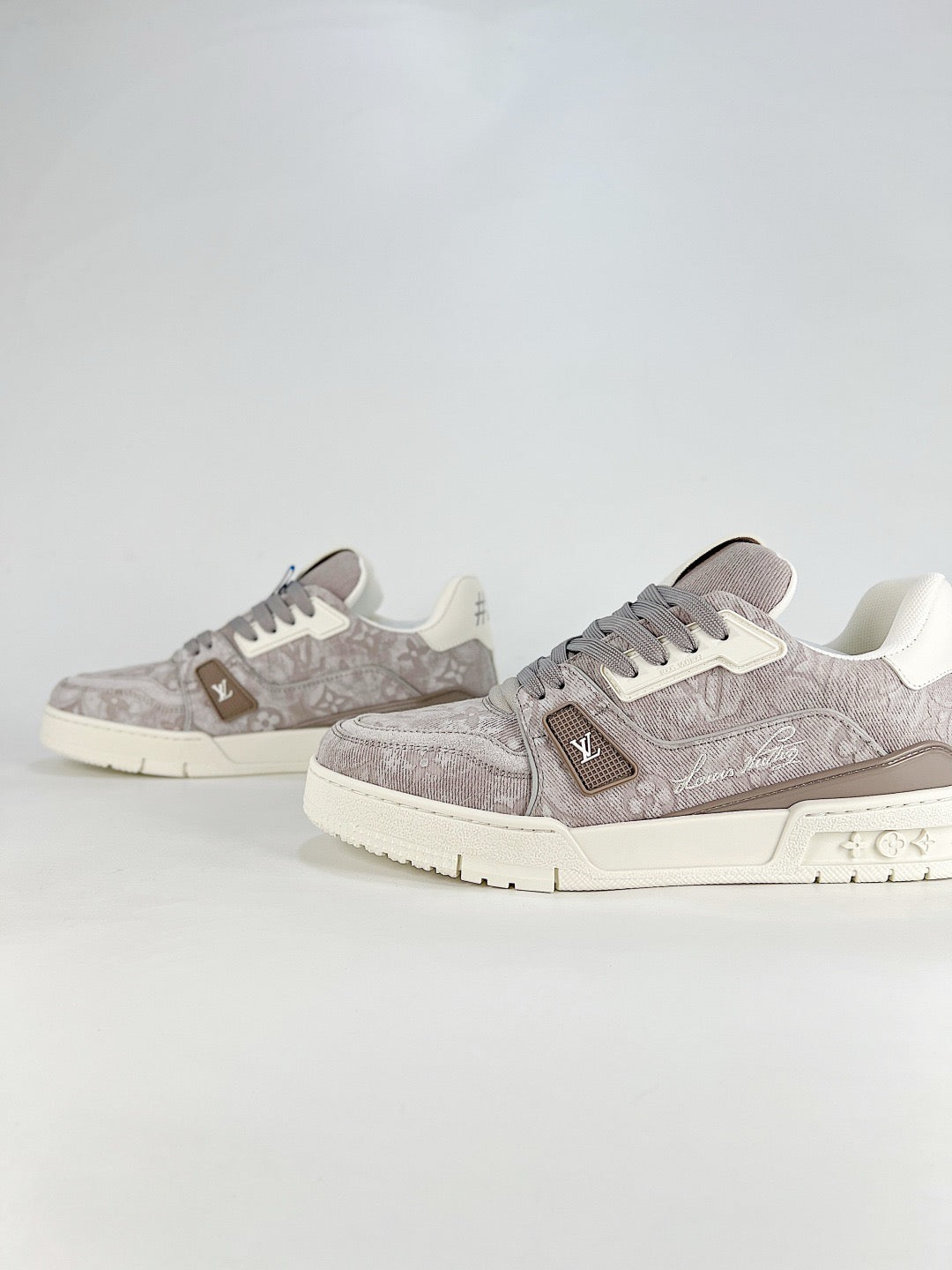 LV Trainer Sneakers Men Women Grey Brown Jacquard Casual Skate Shoes