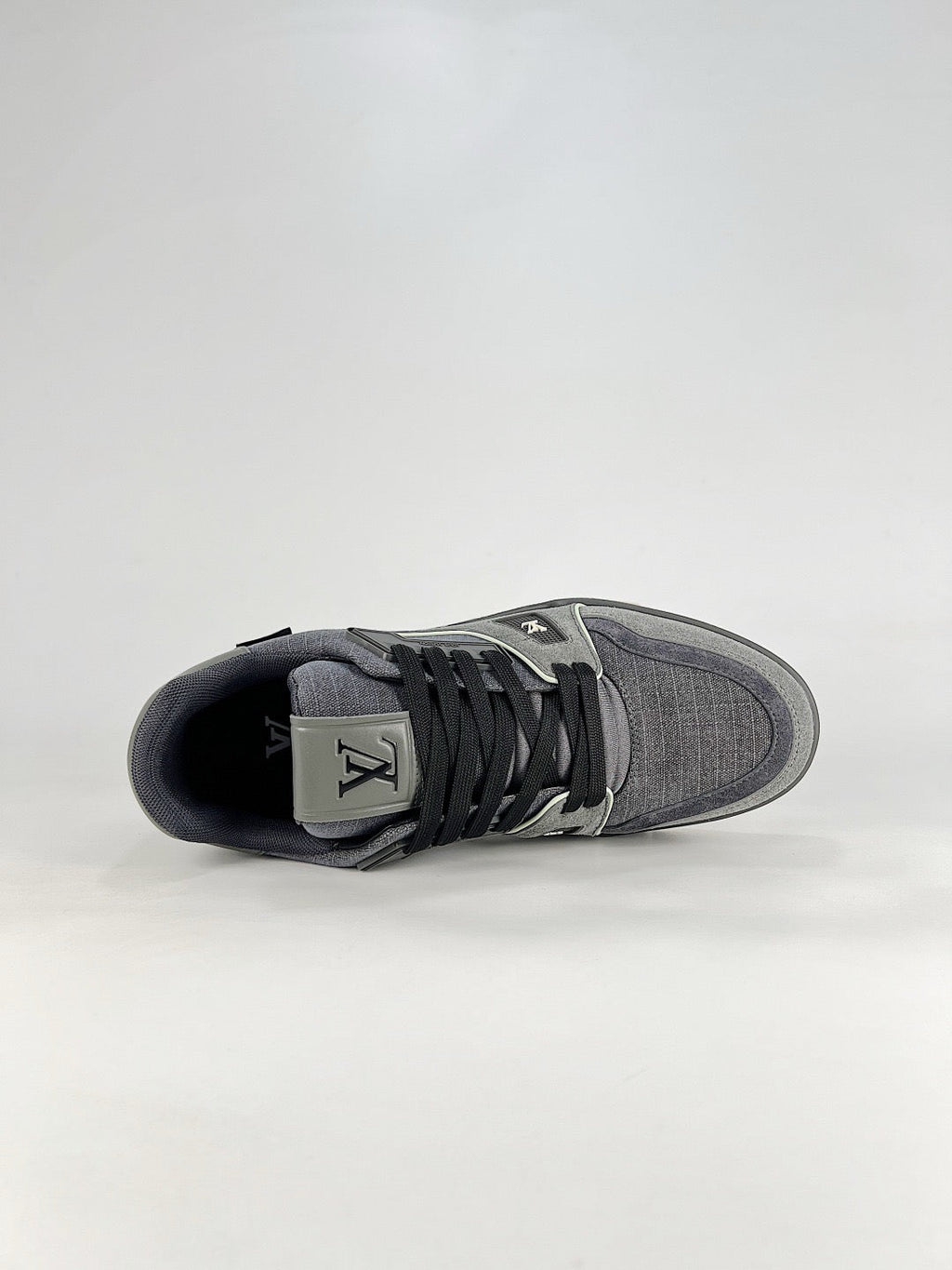 LV Trainer Sneakers Men Women Dark Grey Suede Fabric Casual Skate Shoes