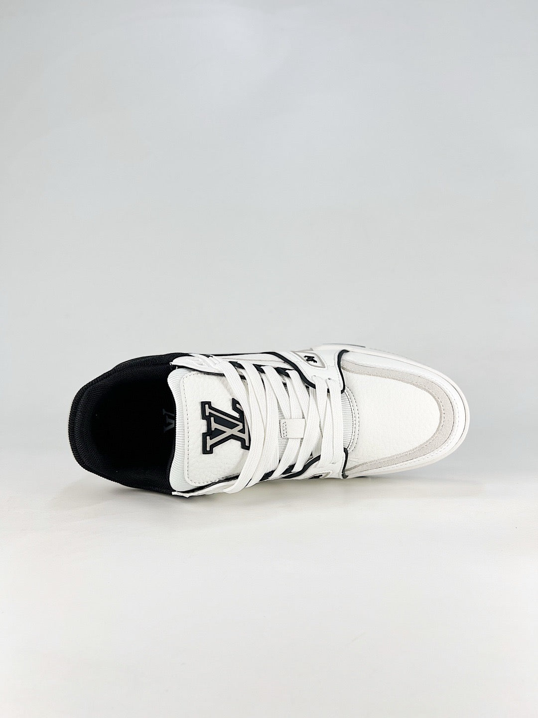 LV Trainer Sneakers Men Women White Black Leather Casual Skate Shoes