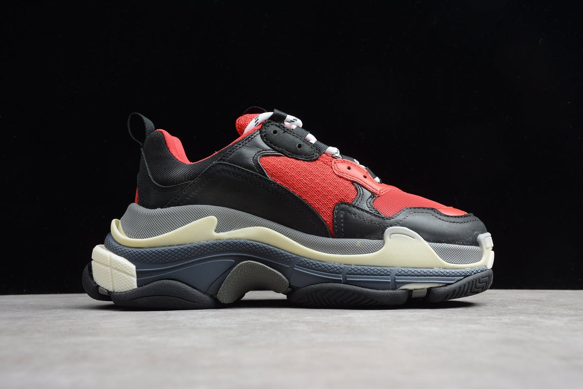 Balenciaga Triple S Thick Sole Running Sneakers for Men and Women Red Black Grey