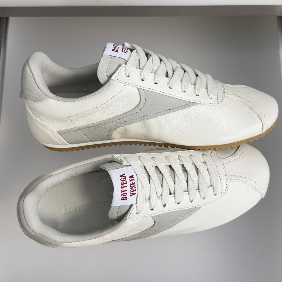 Bottega  Veneta BV Shot Unisex Slim Leather Retro Sneakers  Alabaster / Silica Gray