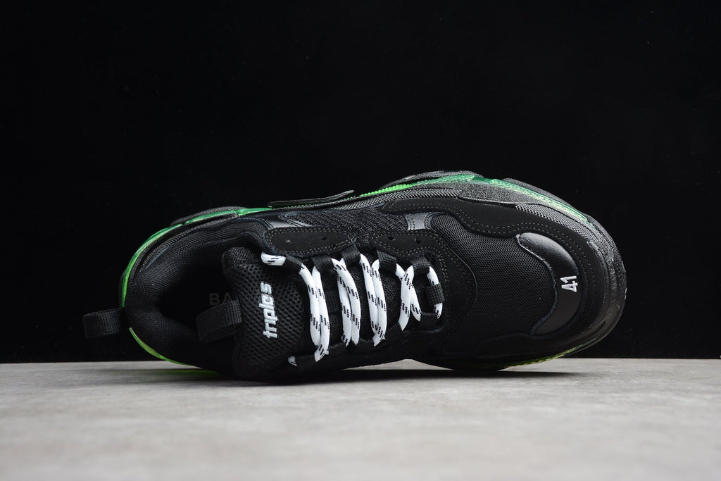 Balenciaga Triple S Thick Sole Running Sneakers for Men and Women Black Green