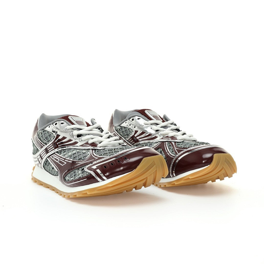 Bottega Veneta Orbit Runner Unisex  Low-Top Sneakers Barolo/Silver