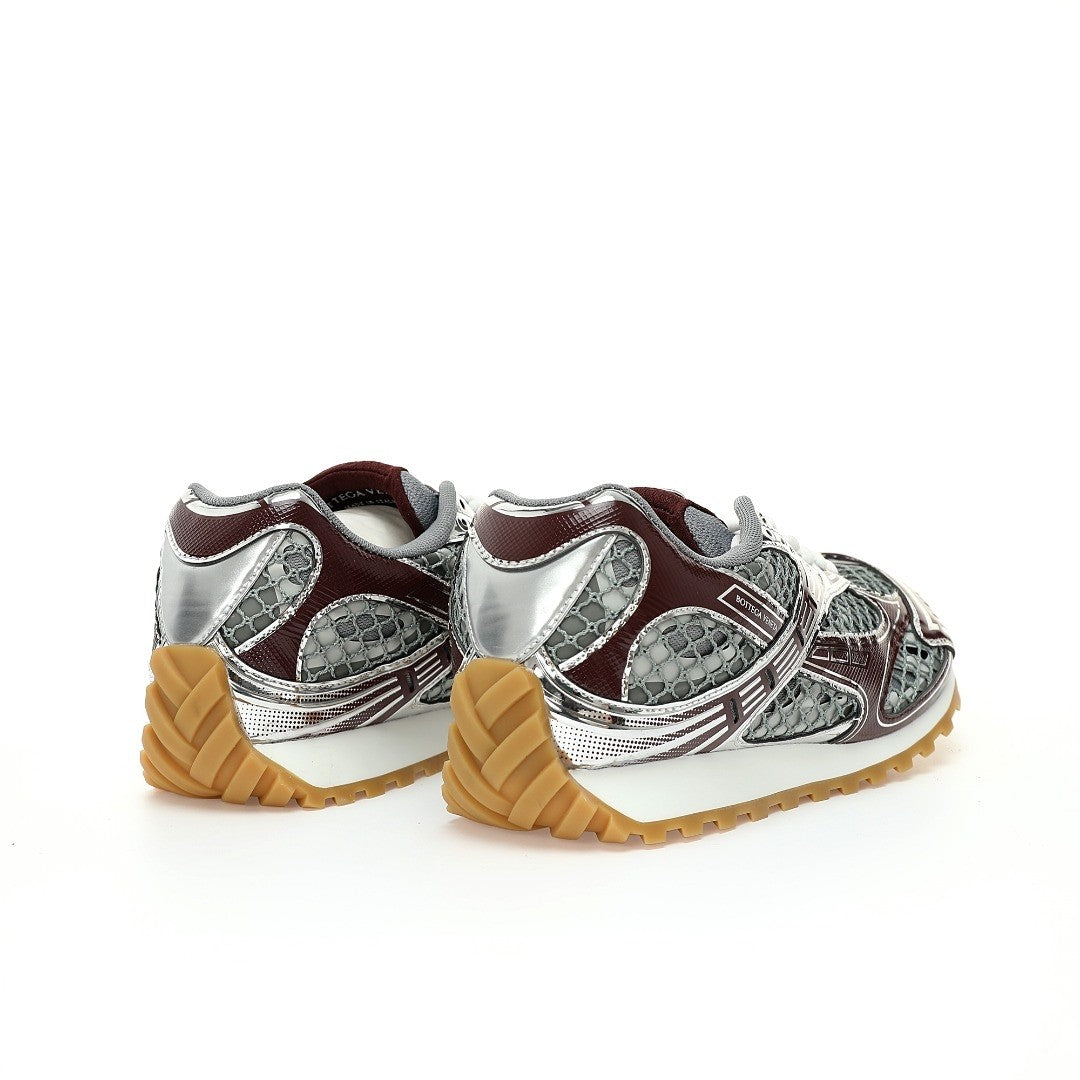Bottega Veneta Orbit Runner Unisex  Low-Top Sneakers Barolo/Silver