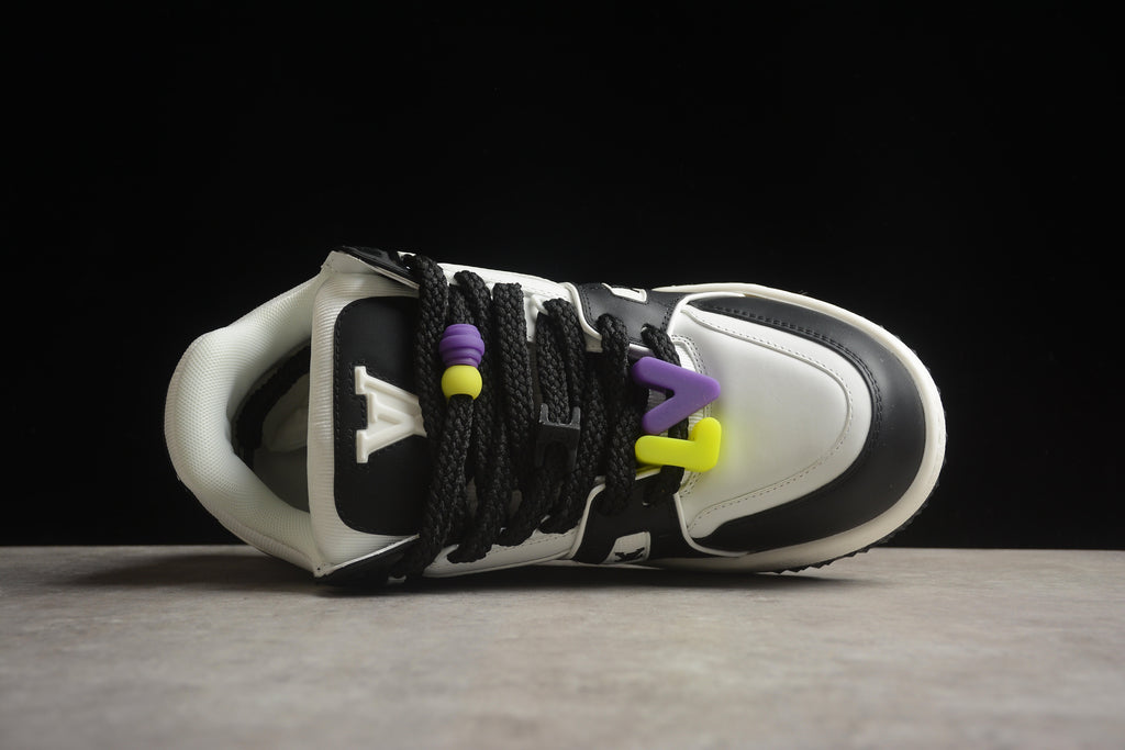 Louis Vuitton LV Trainer Leather Sneaker Unisex Black White