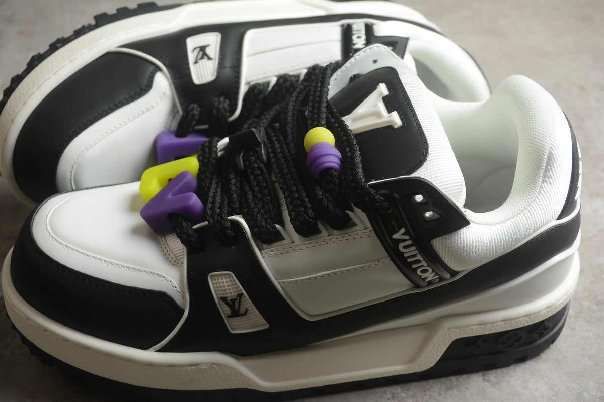 Louis Vuitton LV Trainer Leather Sneaker Unisex Black White
