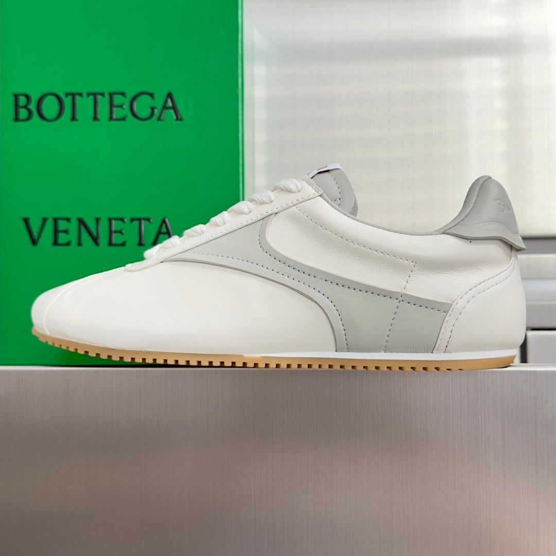 Bottega  Veneta BV Shot Unisex Slim Leather Retro Sneakers  Alabaster / Silica Gray