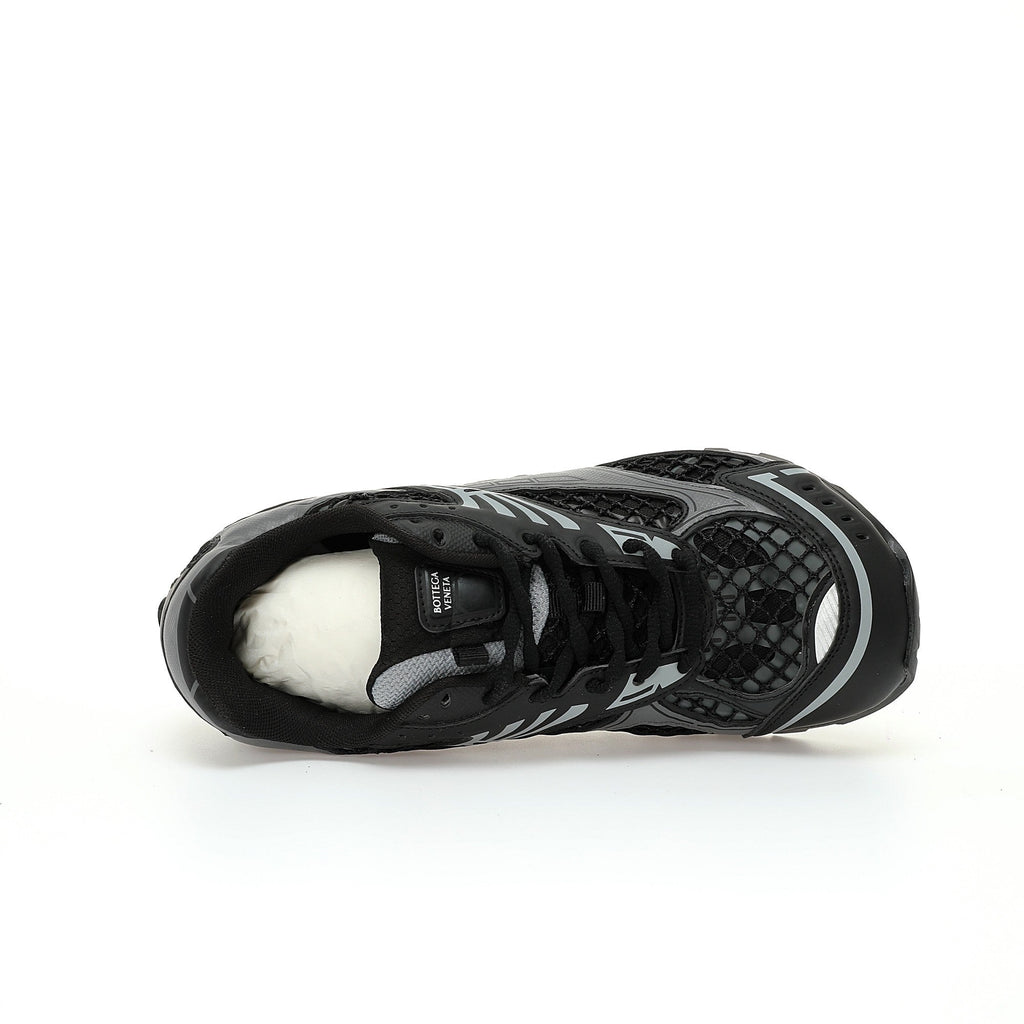 Bottega Veneta Orbit Runner Unisex  Low-Top Sneakers Grey / Black