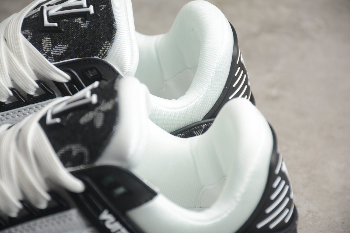 Louis Vuitton LV Trainer Unisex Sneakers – Black‑White