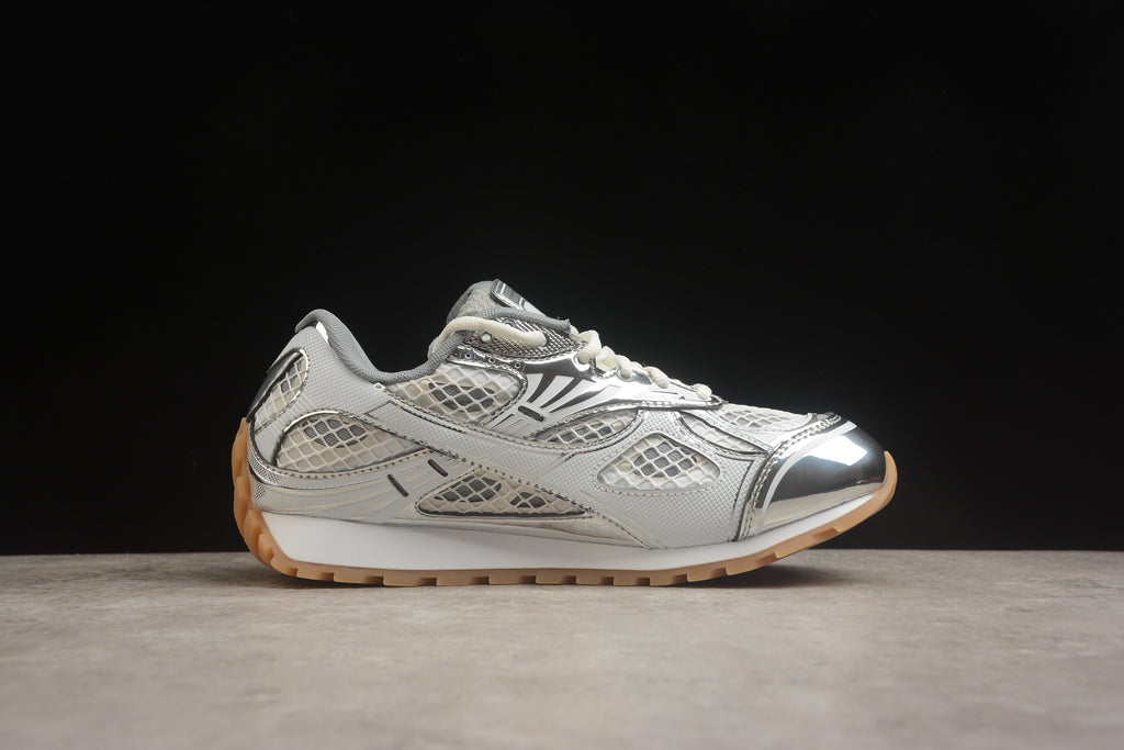 Bottega Veneta Orbit Runner Unisex  Low-Top Sneakers Silver / White